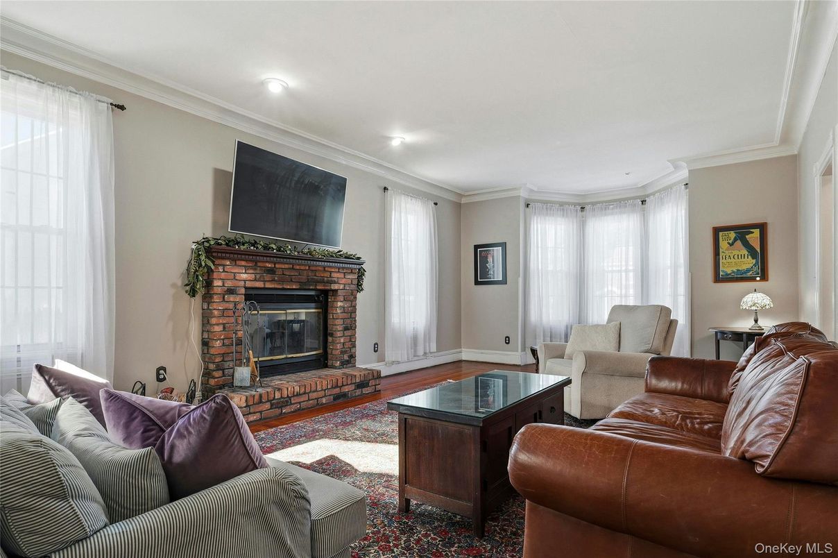 Fireplace, Interior, Living room, Recessed Lighting