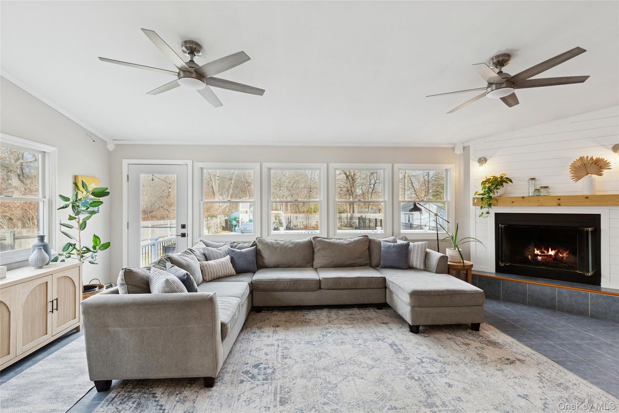 Fireplace, Interior, Living room