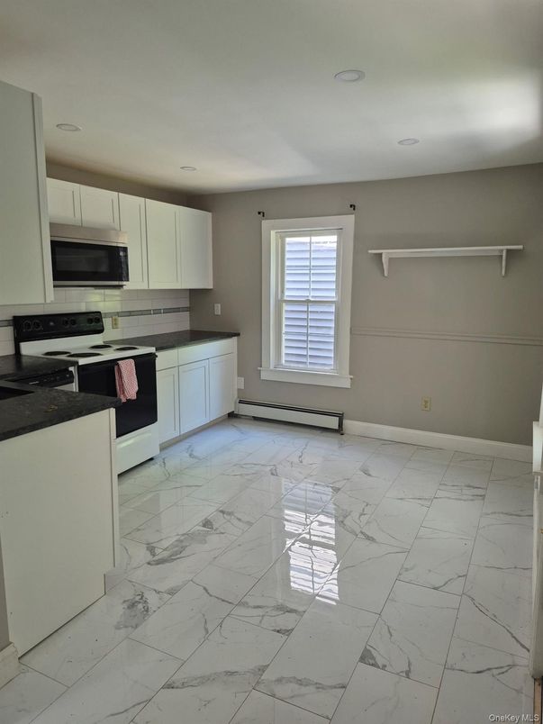 Interior, Kitchen, Marble, Recessed Lighting