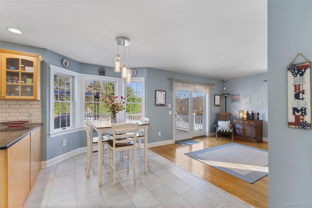 Dining room, Interior, Pendant Lights, Recessed Lighting, Wood Texture Flooring
