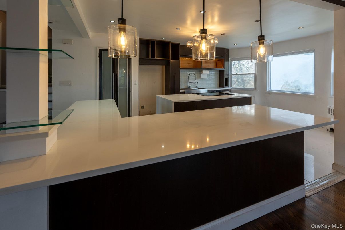 Interior, Kitchen, Pendant Lights, Recessed Lighting, Wood Texture Flooring