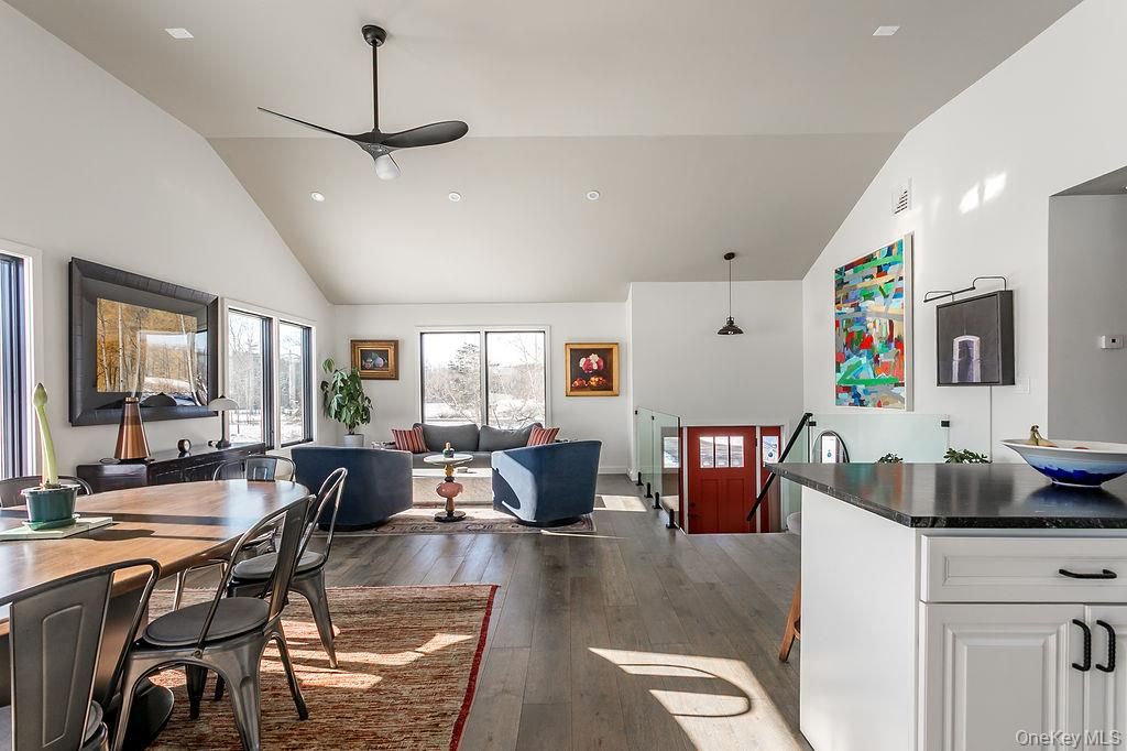 Dining room, Interior, Living room, Pendant Lights, Recessed Lighting, Wood Texture Flooring