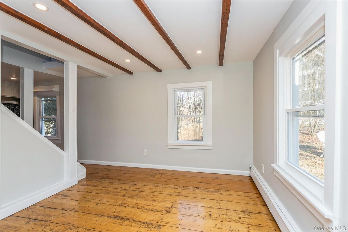 Empty room, Interior, Recessed Lighting, Wooden Beams, Wood Texture Flooring