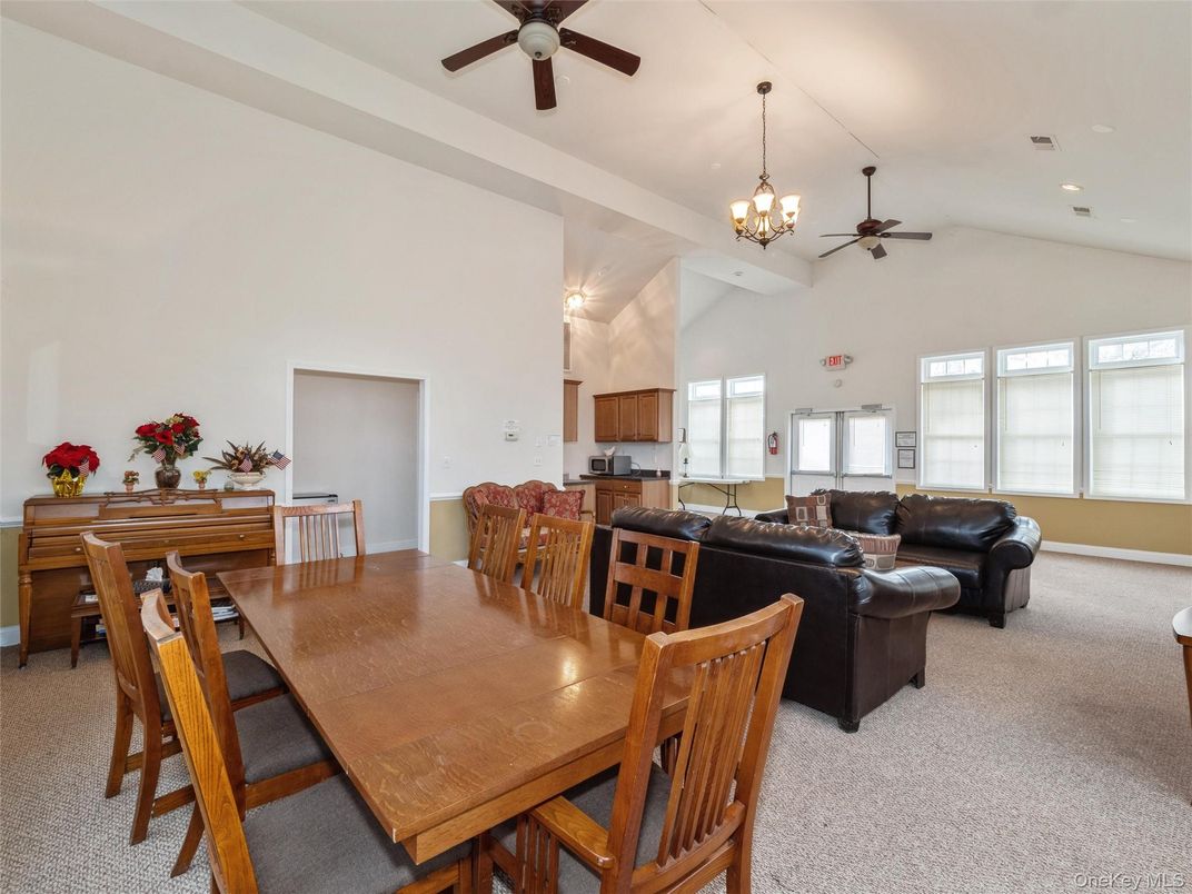 Chandelier, Dining room, Interior, Living room, Recessed Lighting