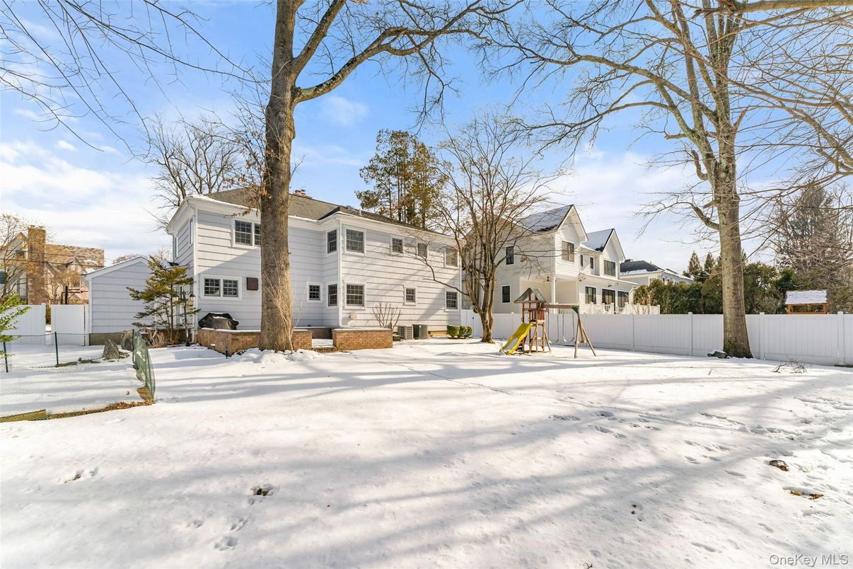 Backyard, Exterior, Playground