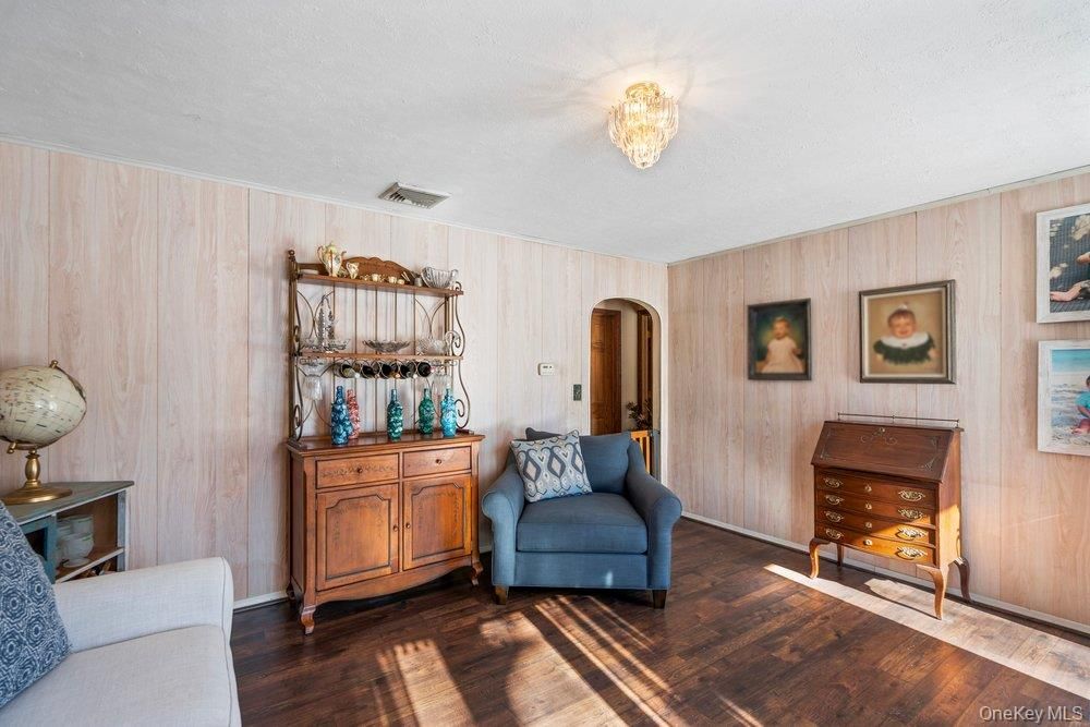 Chandelier, Interior, Wood Texture Flooring