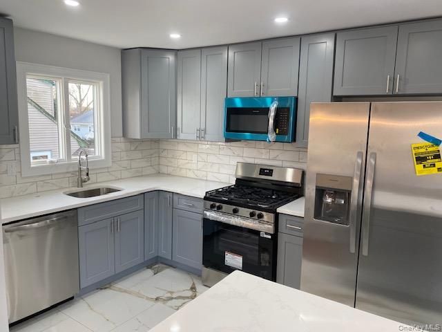 Interior, Kitchen, Marble, Recessed Lighting, Stainless Steel Appliances