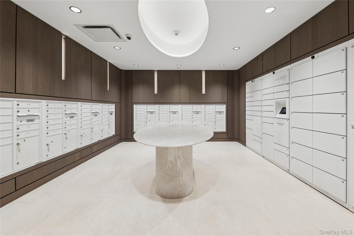 Interior, Recessed Lighting