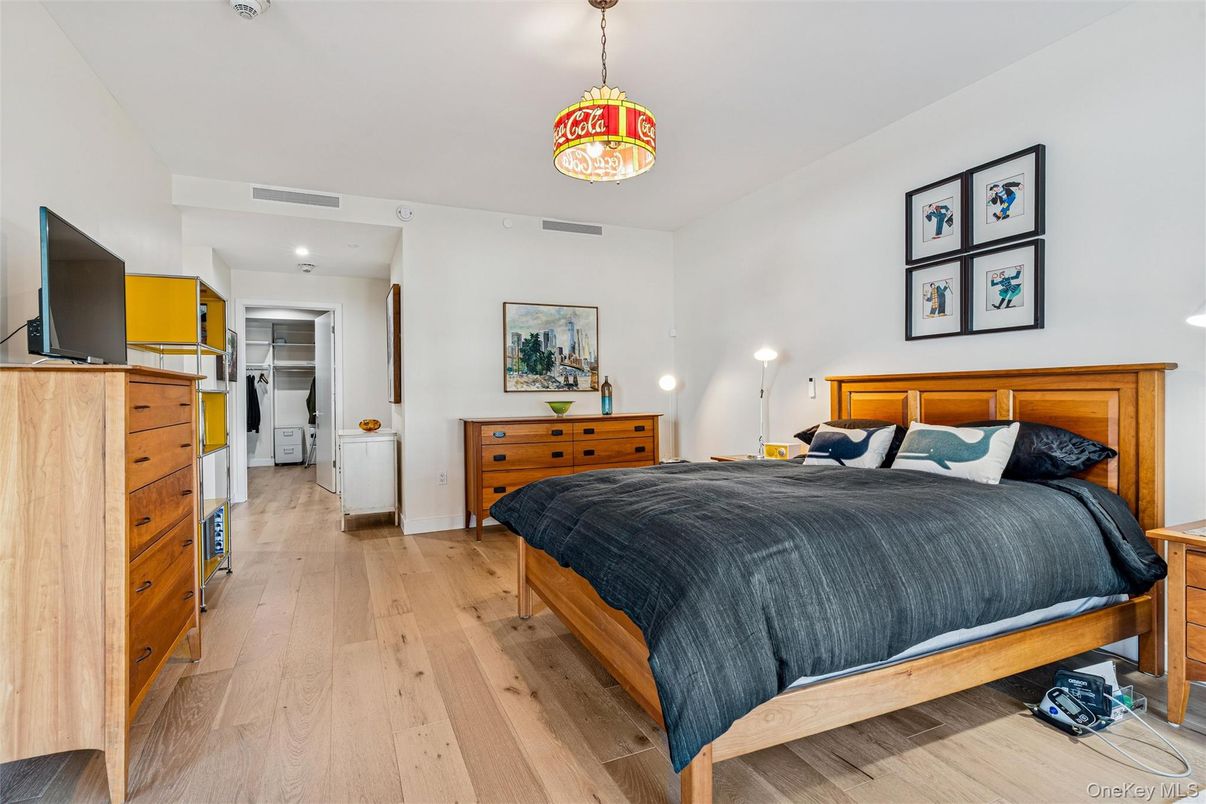 Bedroom, Interior, Pendant Lights, Recessed Lighting, Wood Texture Flooring
