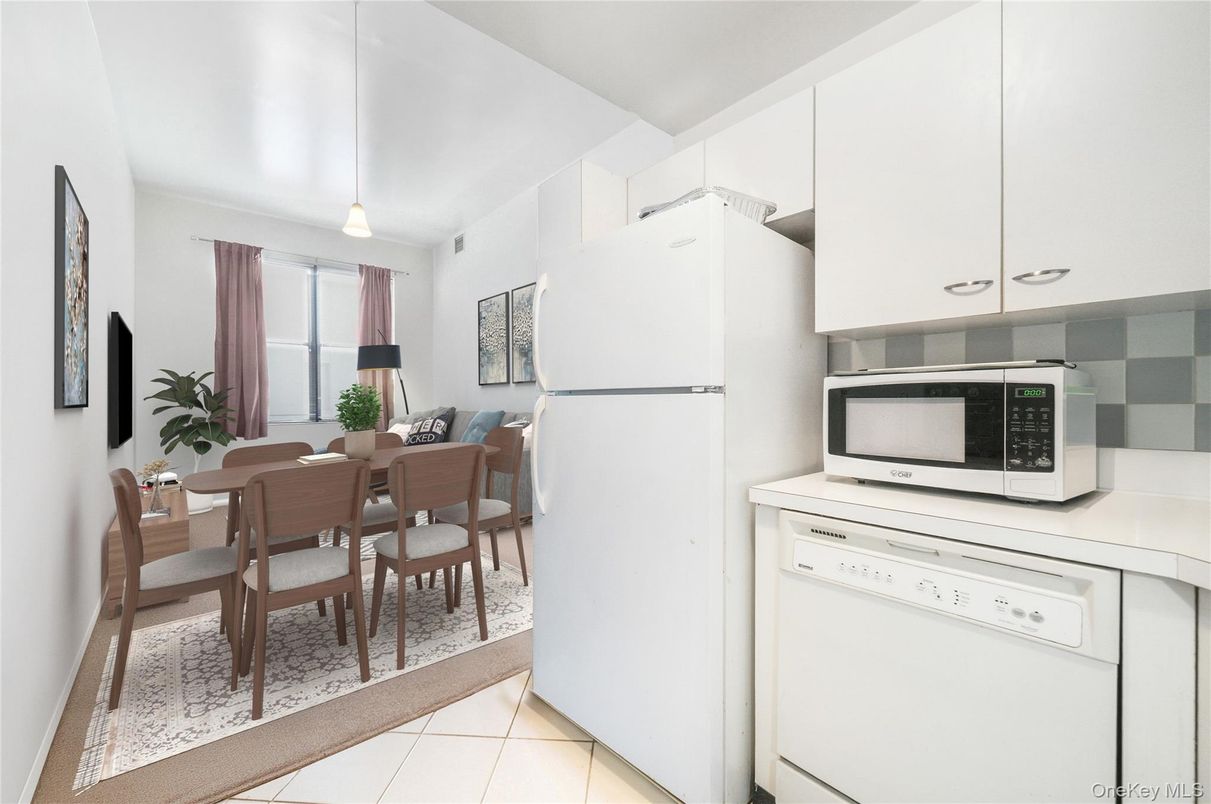 Dining room, Interior, Kitchen, Pendant Lights
