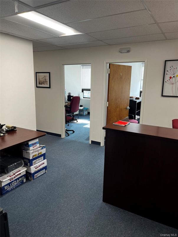 Home Office, Interior