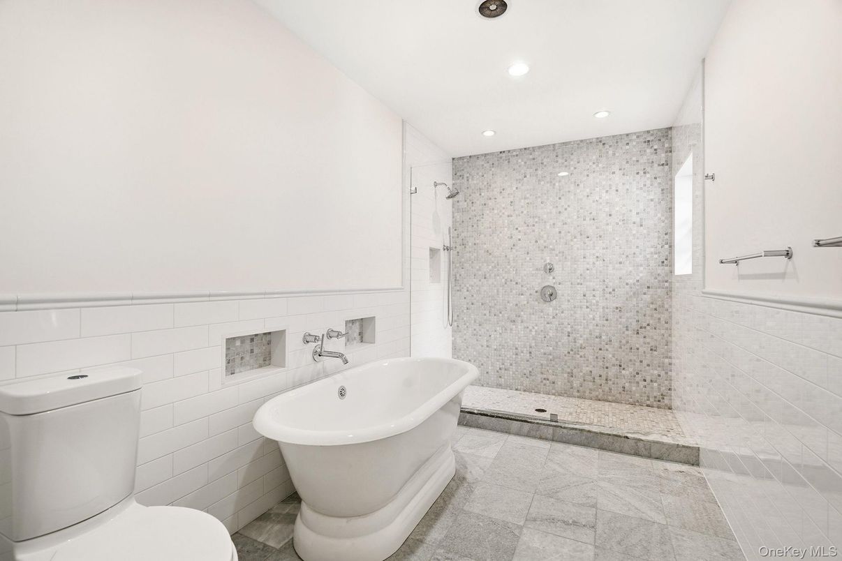 Bathroom, Free Standing Baths, Glass Shower, Interior, Recessed Lighting