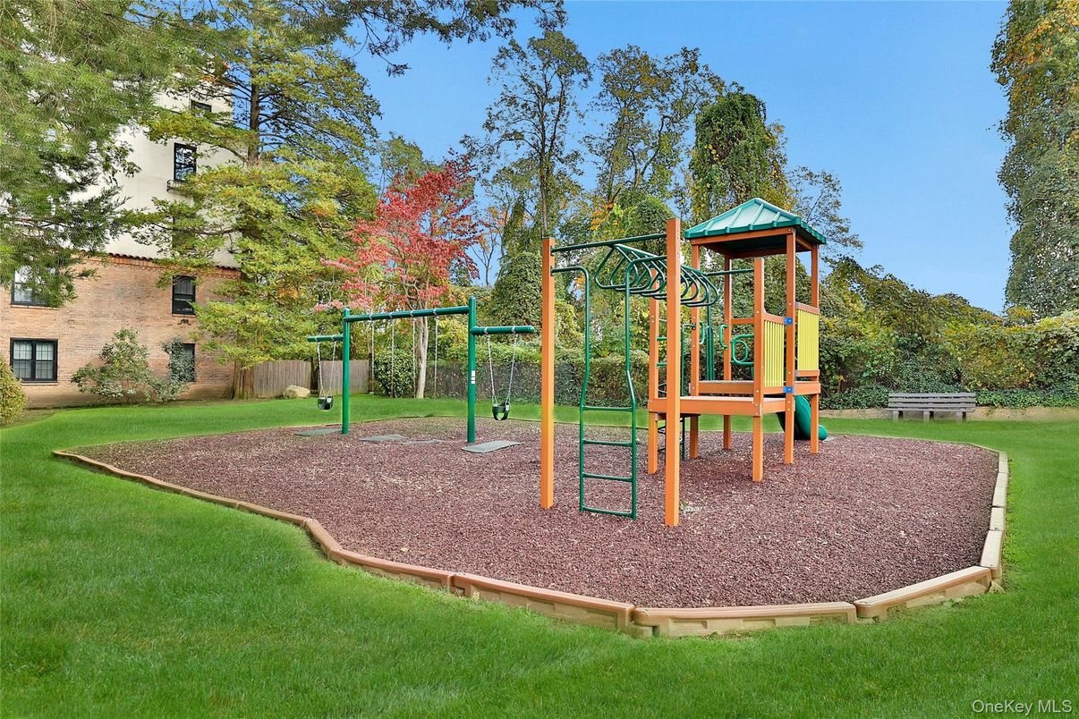 Backyard, Exterior, Playground