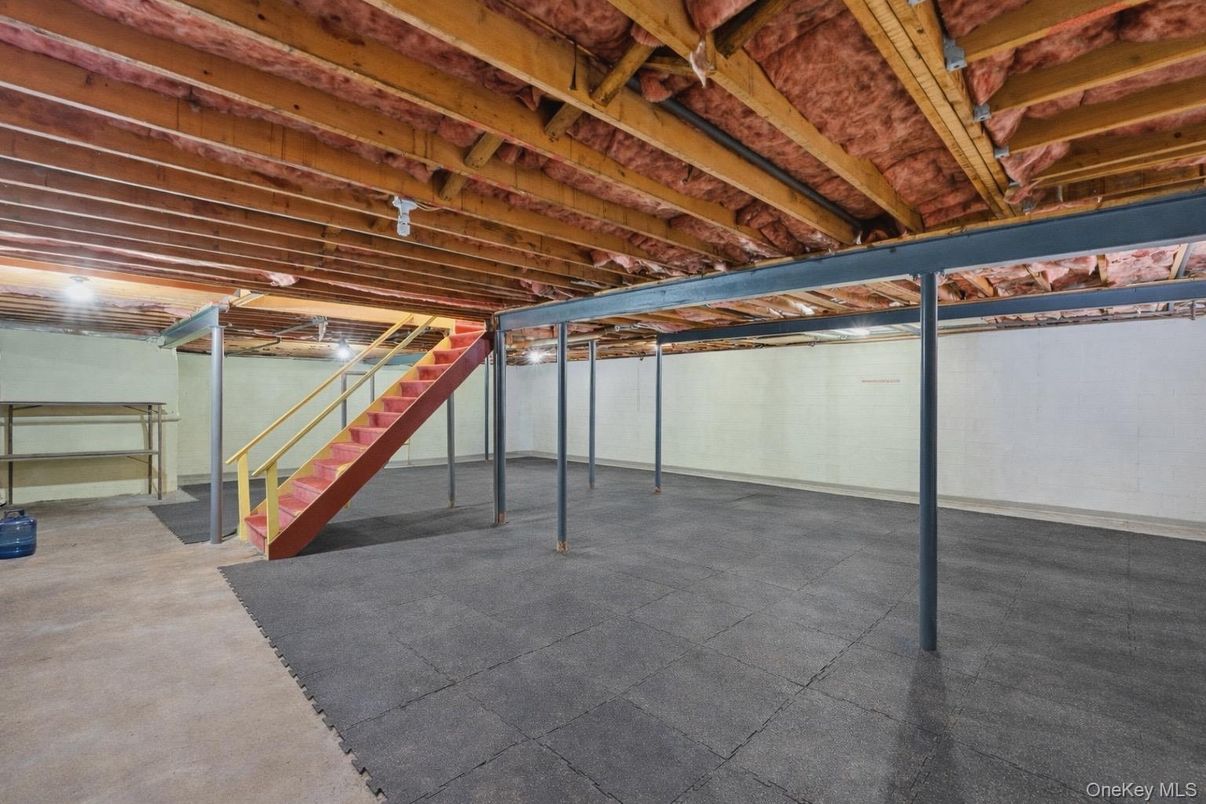 Interior, Wooden Beams