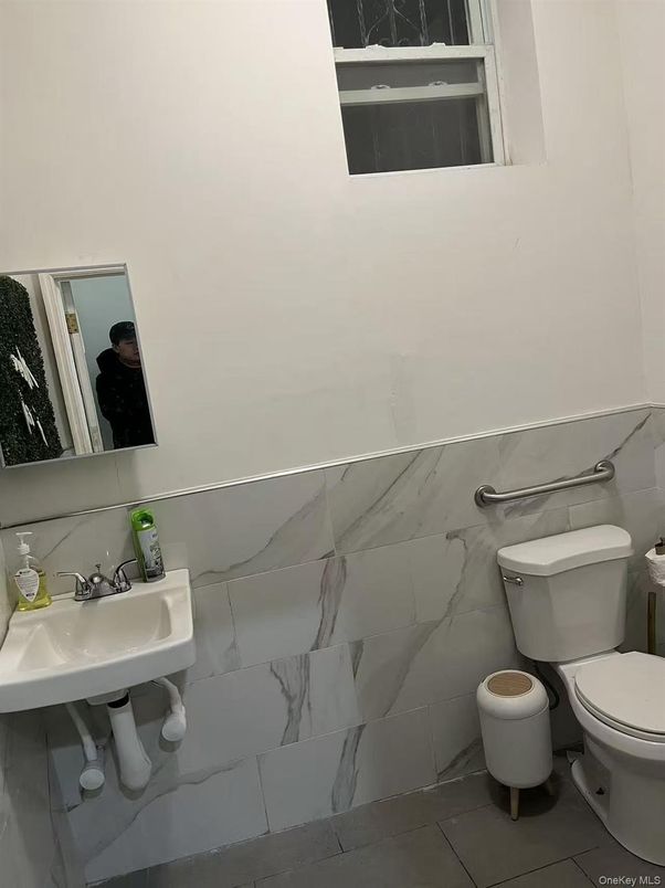 Bathroom, Interior, Marble Walls