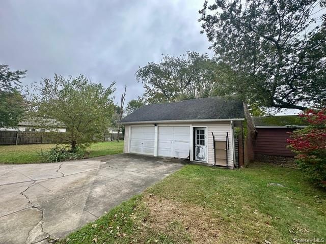 Backyard, Detached Garage, Exterior