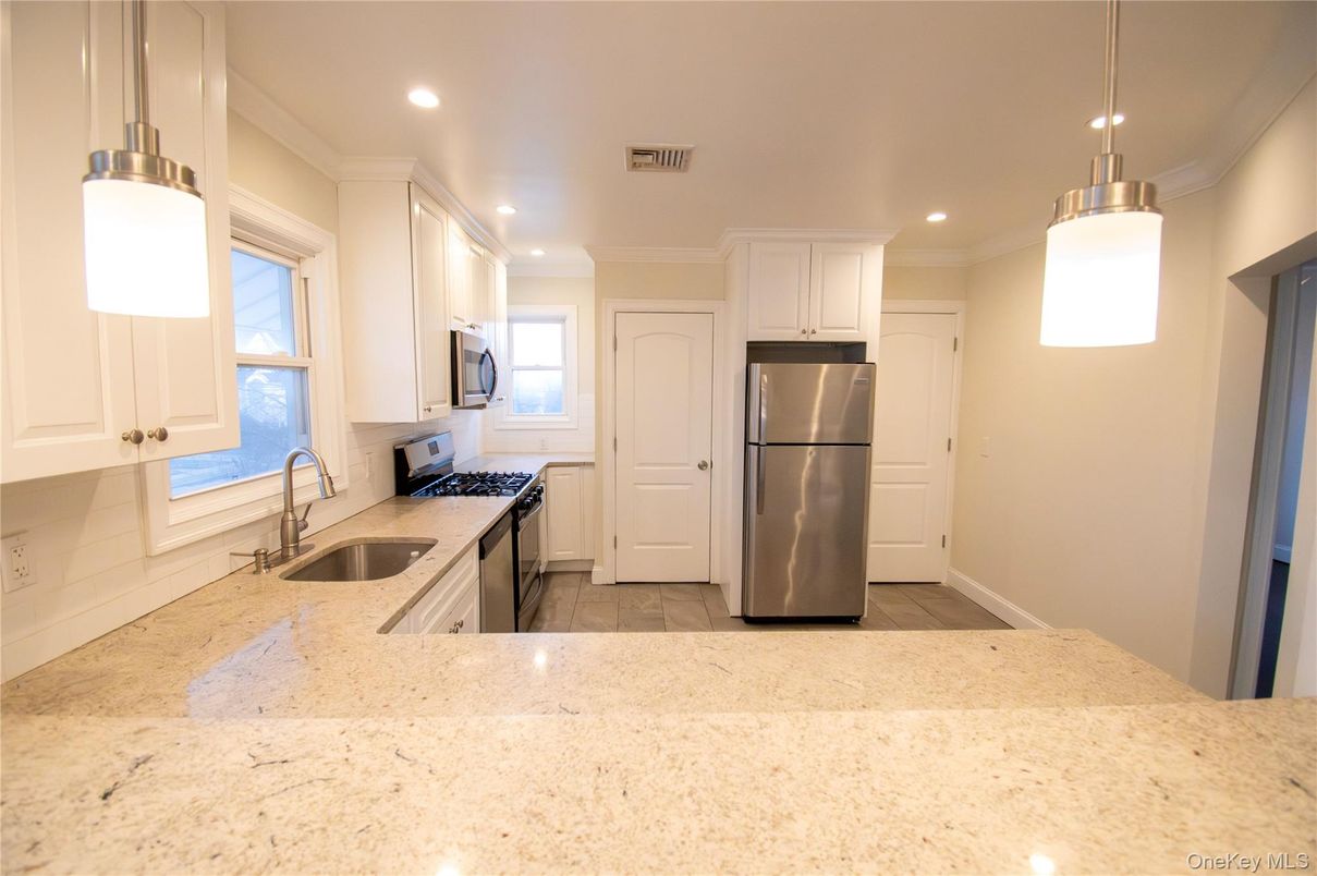 Interior, Kitchen, Pendant Lights, Recessed Lighting