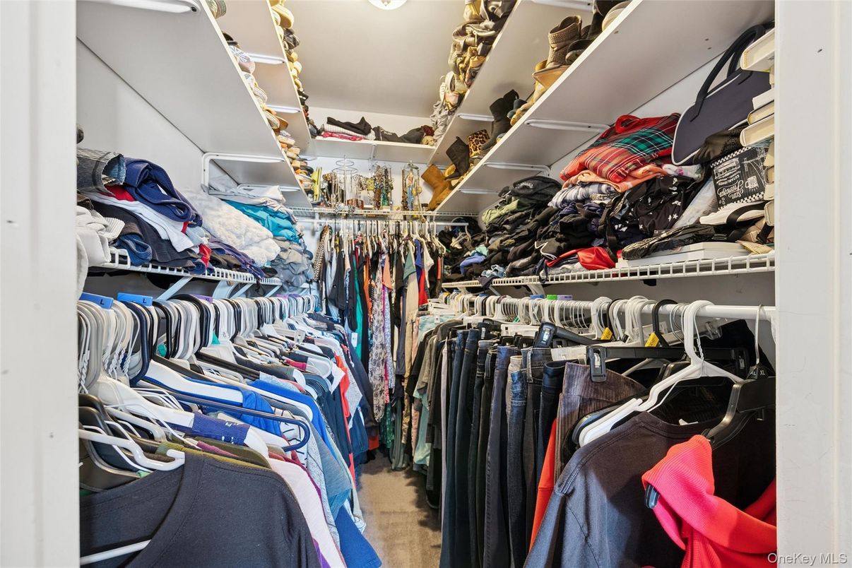 Interior, Walk-in Closets