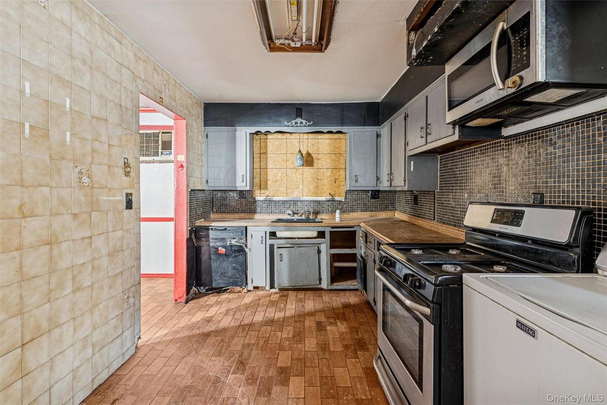 Interior, Kitchen, Wood Texture Flooring