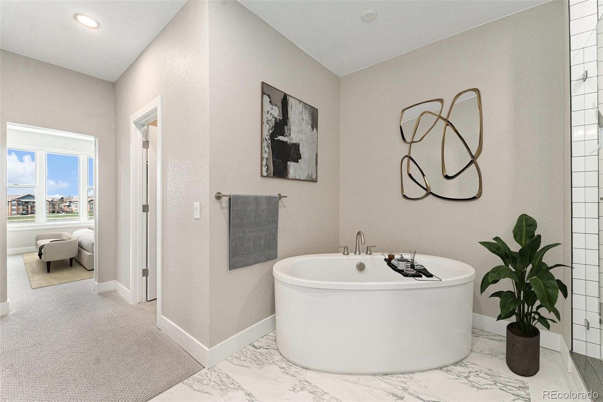 Bathroom, Free Standing Baths, Interior, Marble, Recessed Lighting