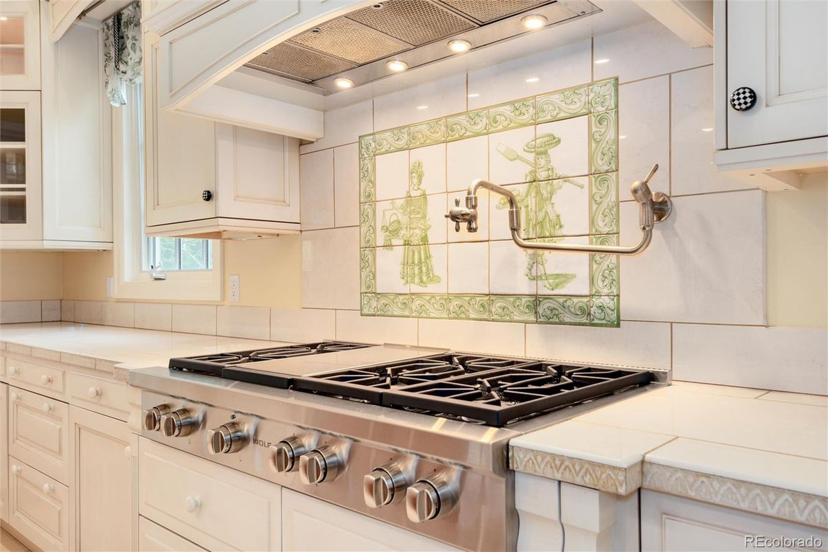 Interior, Kitchen, Recessed Lighting, Stainless Steel Appliances, Tile Countertops