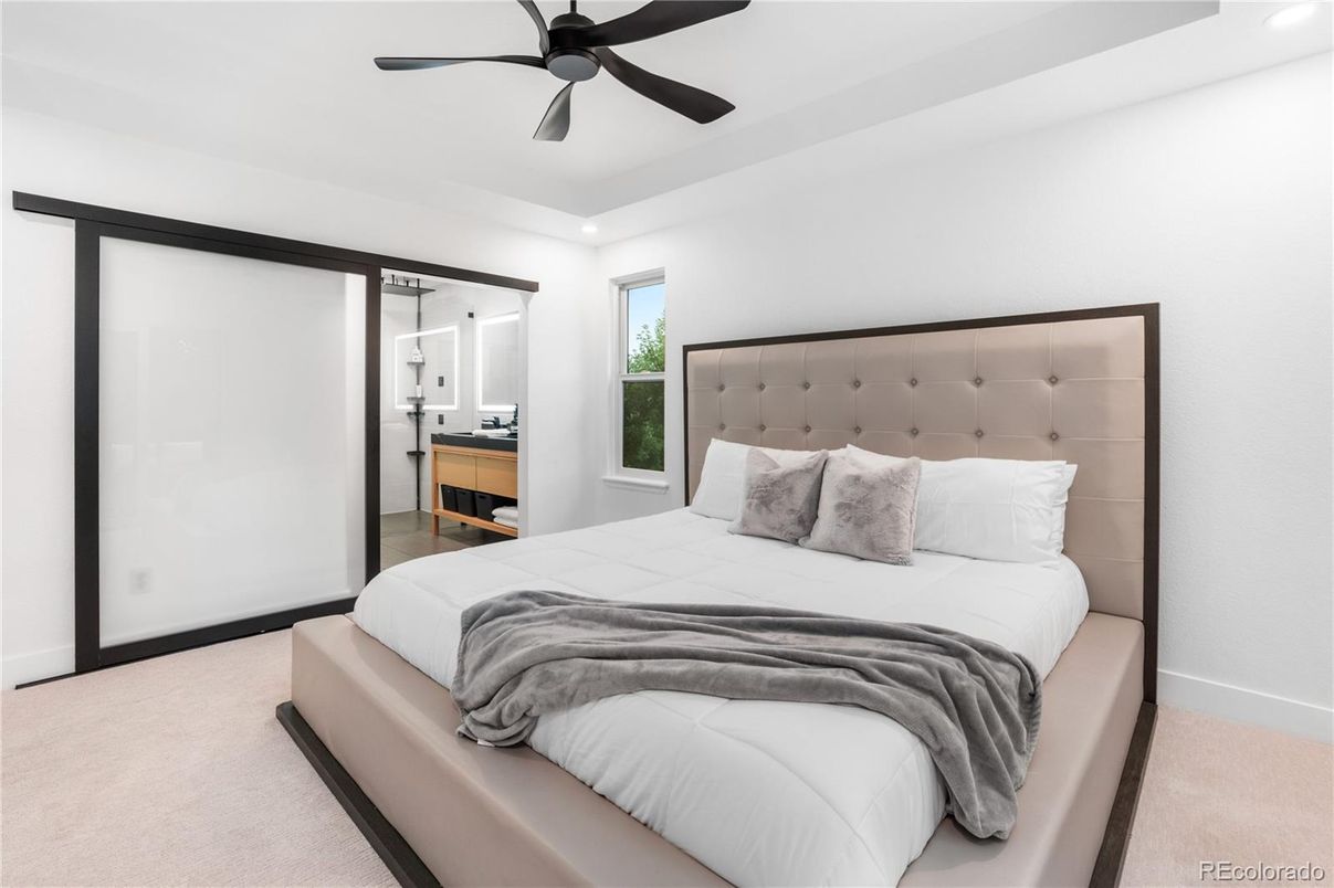 Bedroom, Interior, Recessed Lighting