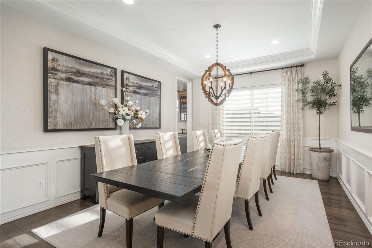 Chandelier, Dining room, Interior, Recessed Lighting, Wood Texture Flooring