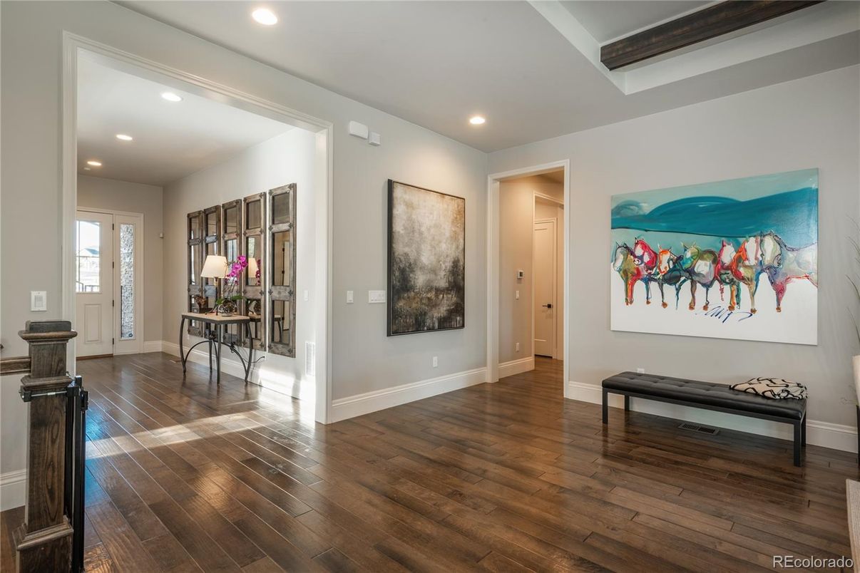 Interior, Recessed Lighting, Wood Texture Flooring
