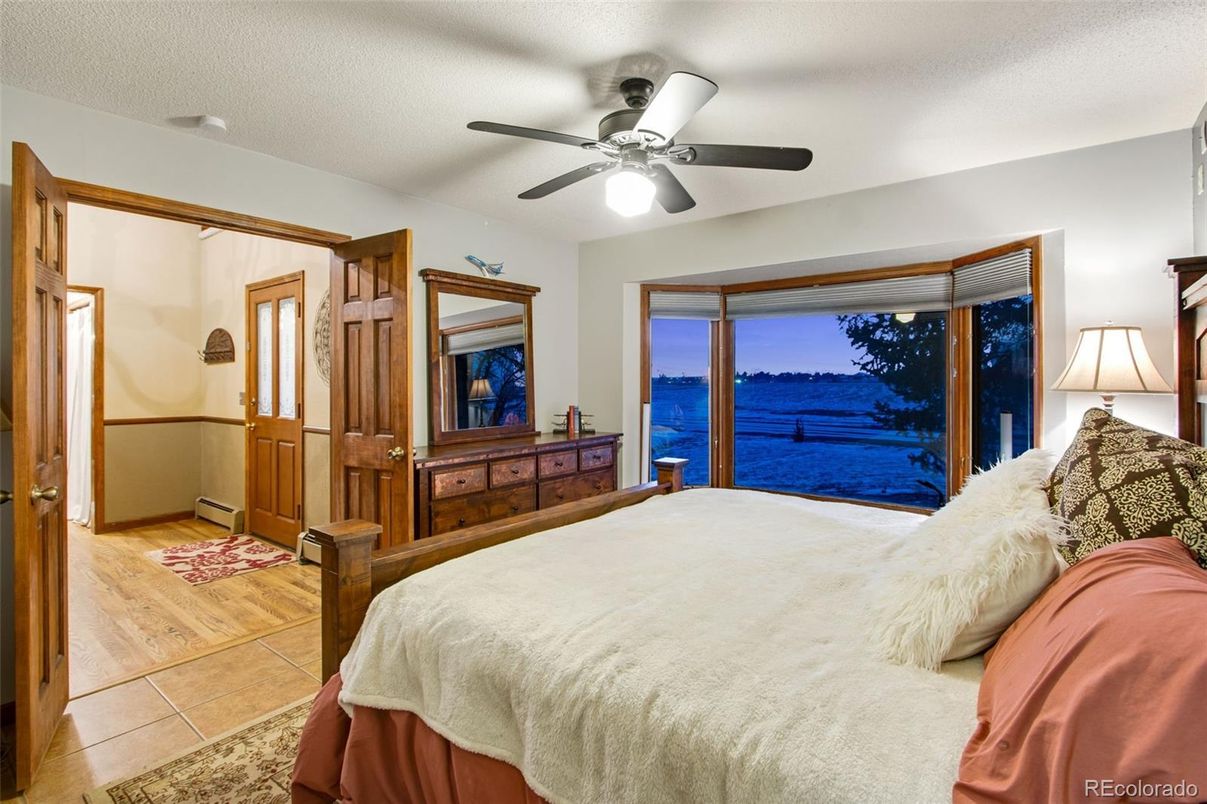 Bedroom, Interior, Water, Wood Texture Flooring