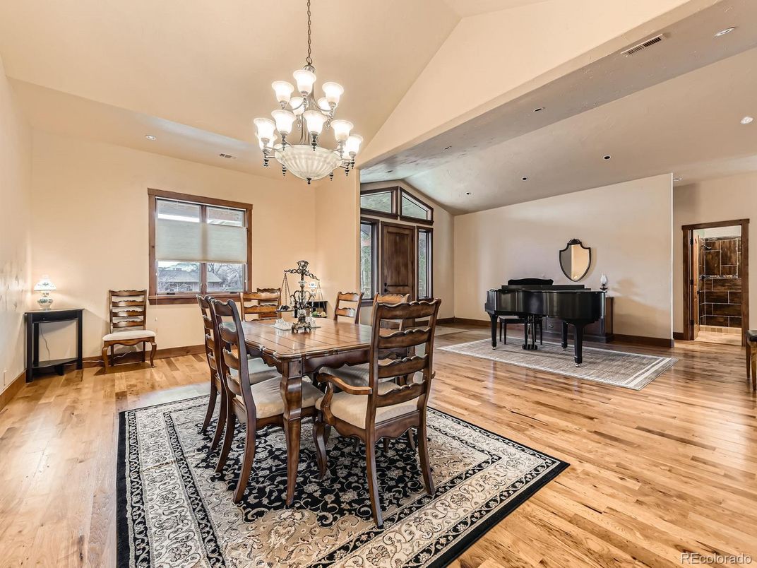 Chandelier, Dining room, Interior, Piano, Recessed Lighting, Wood Texture Flooring