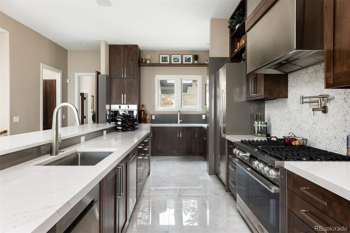 Interior, Kitchen, Stainless Steel Appliances