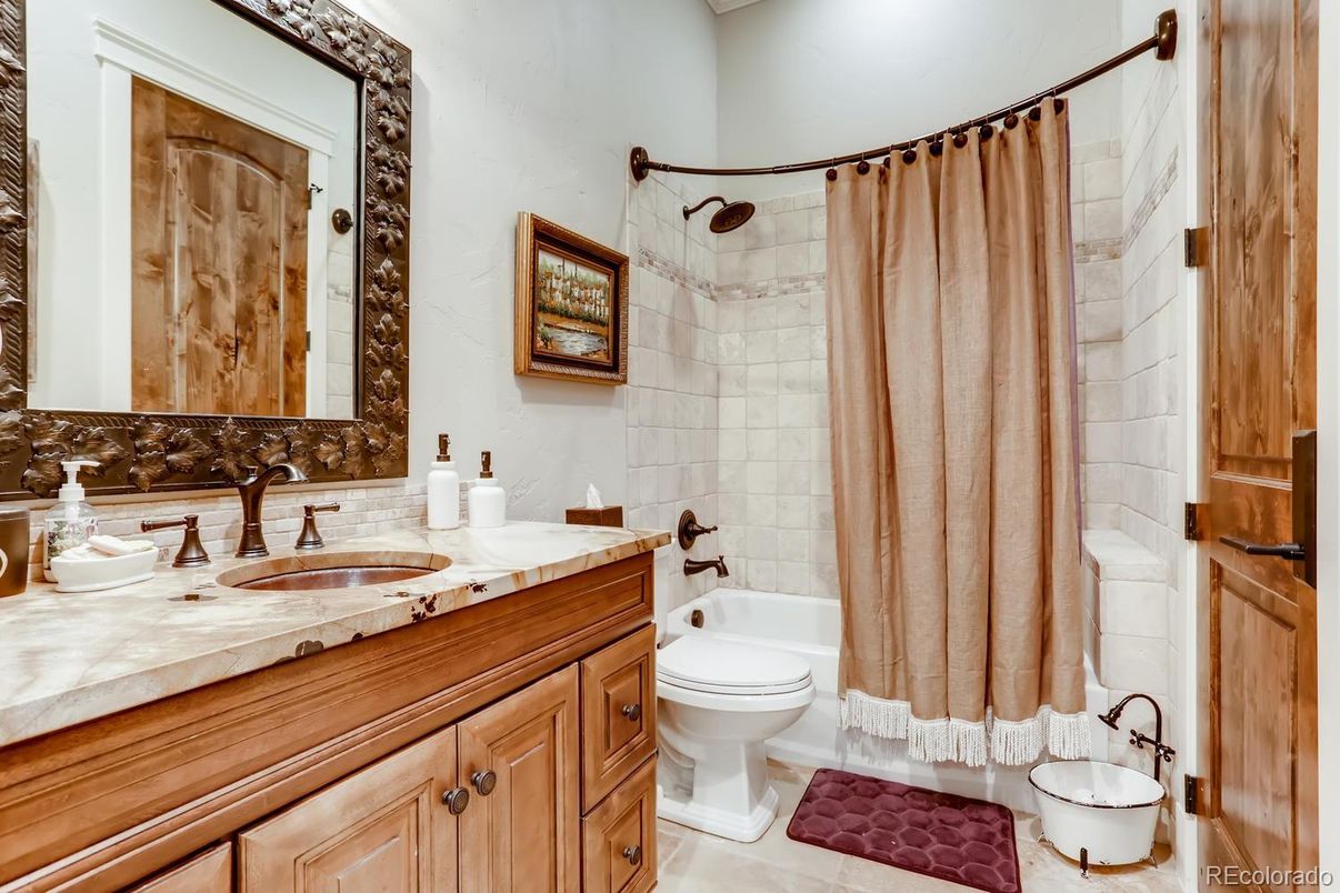 Bathroom, Dual Sink Vanities, Interior, Tile Countertops