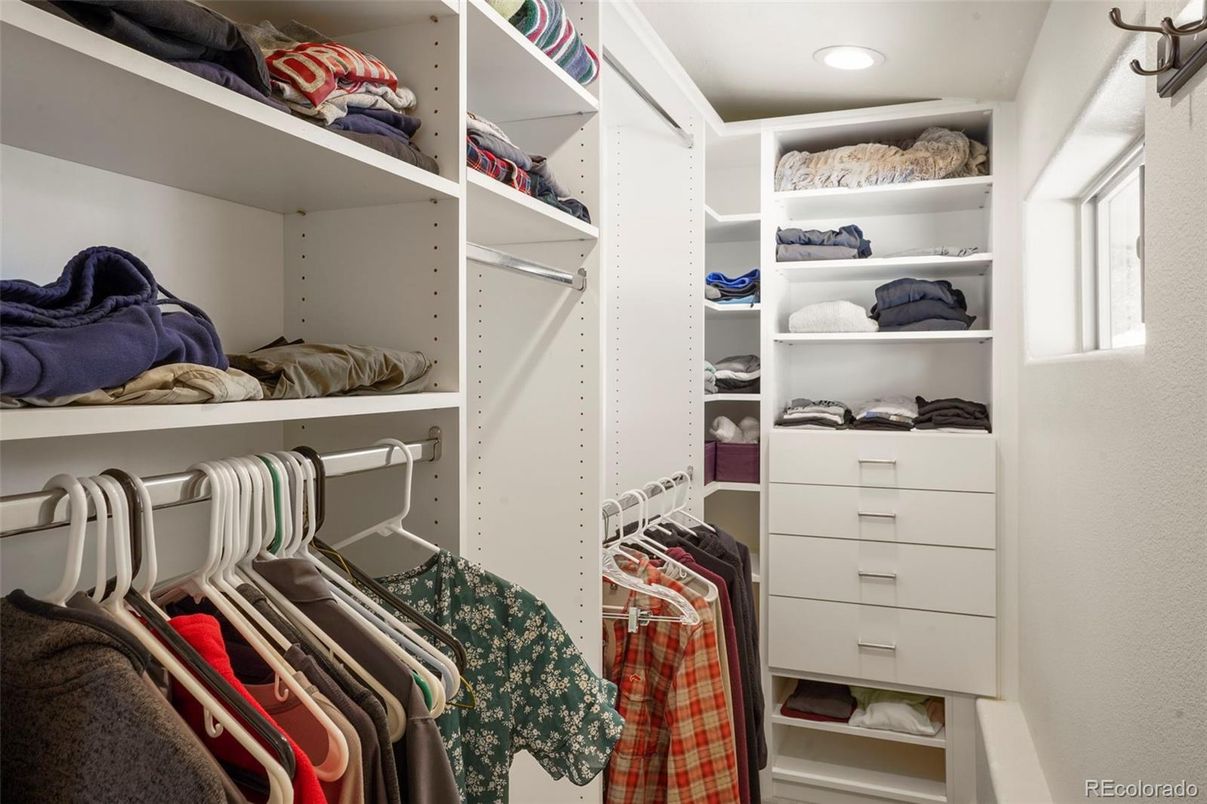 Interior, Recessed Lighting, Walk-in Closets