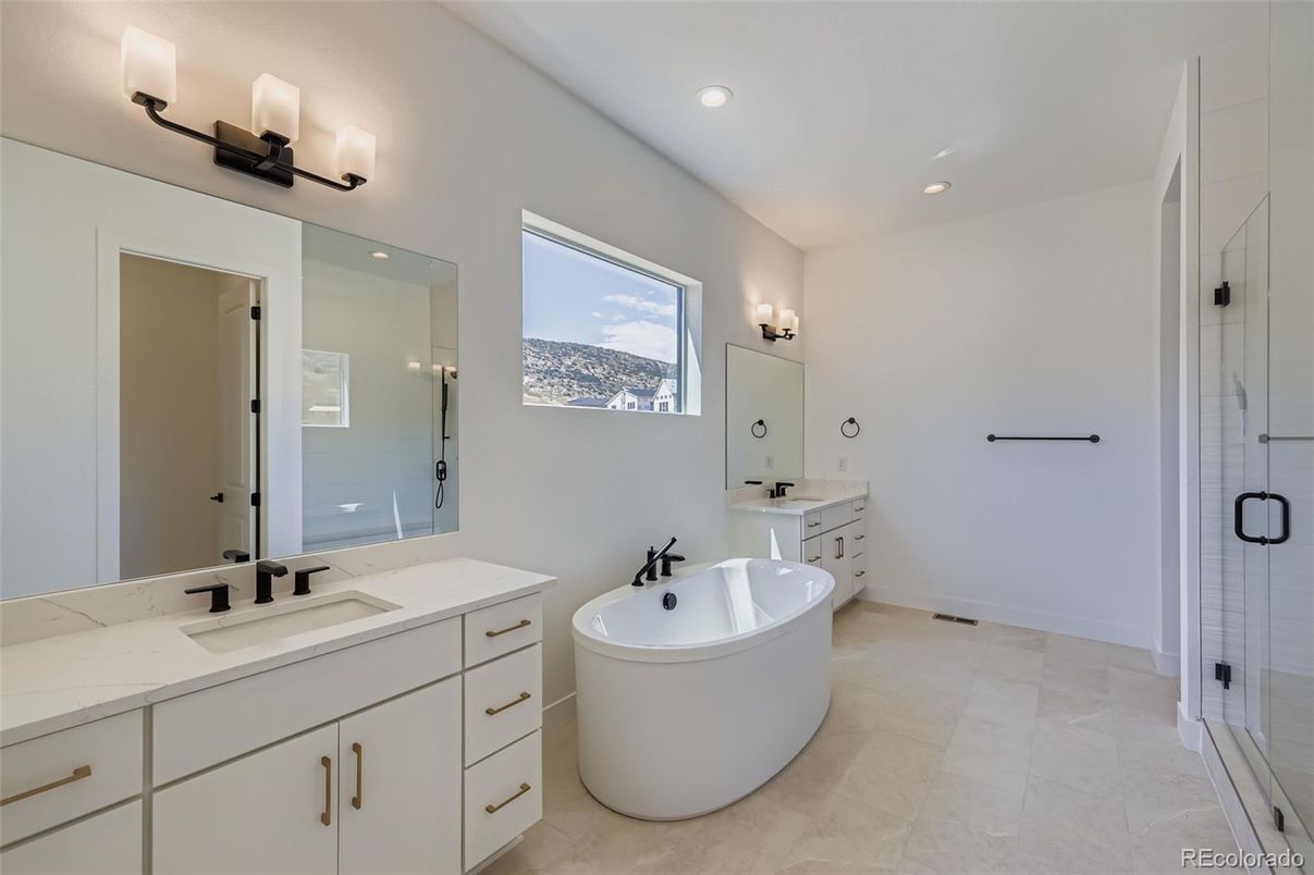 Bathroom, Dual Sink Vanities, Free Standing Baths, Interior, Recessed Lighting
