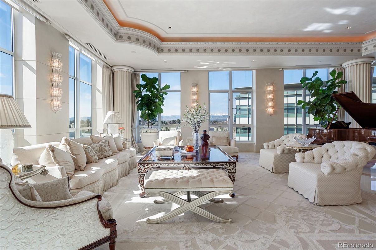 Interior, Living room, Piano, Recessed Lighting