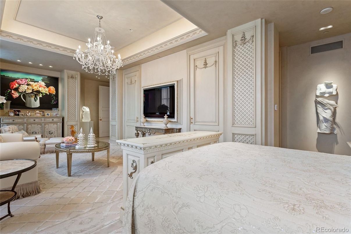 Chandelier, Interior, Recessed Lighting