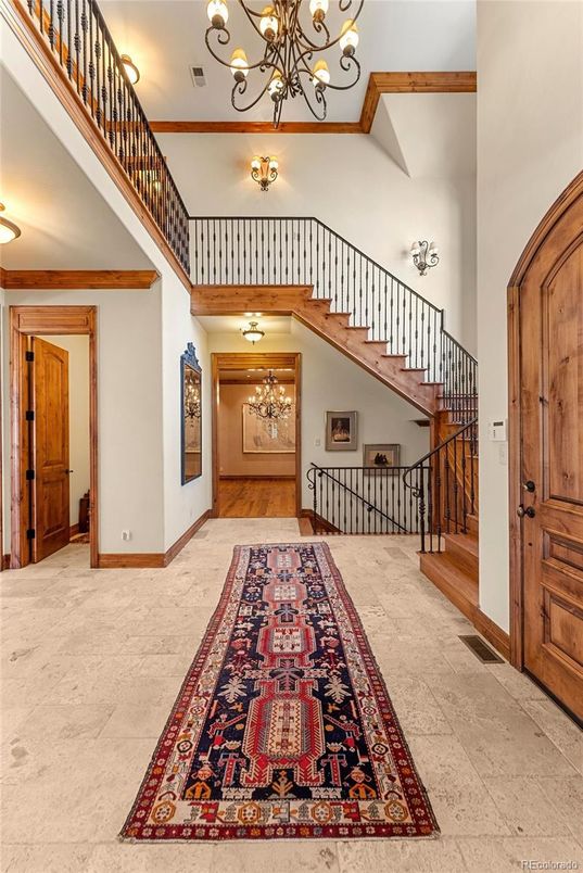 Chandelier, Interior, Wooden Beams