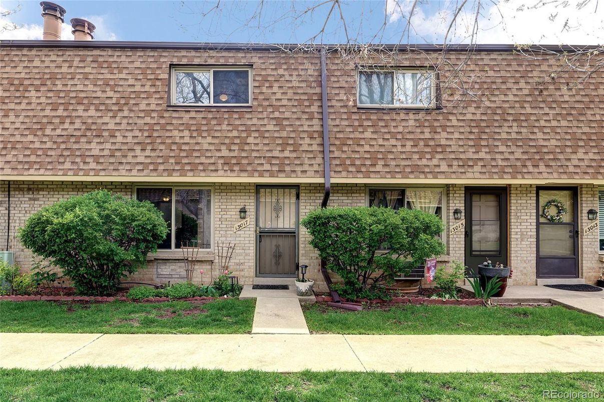 Exterior, Facade, Brick Facade, Cape Cod