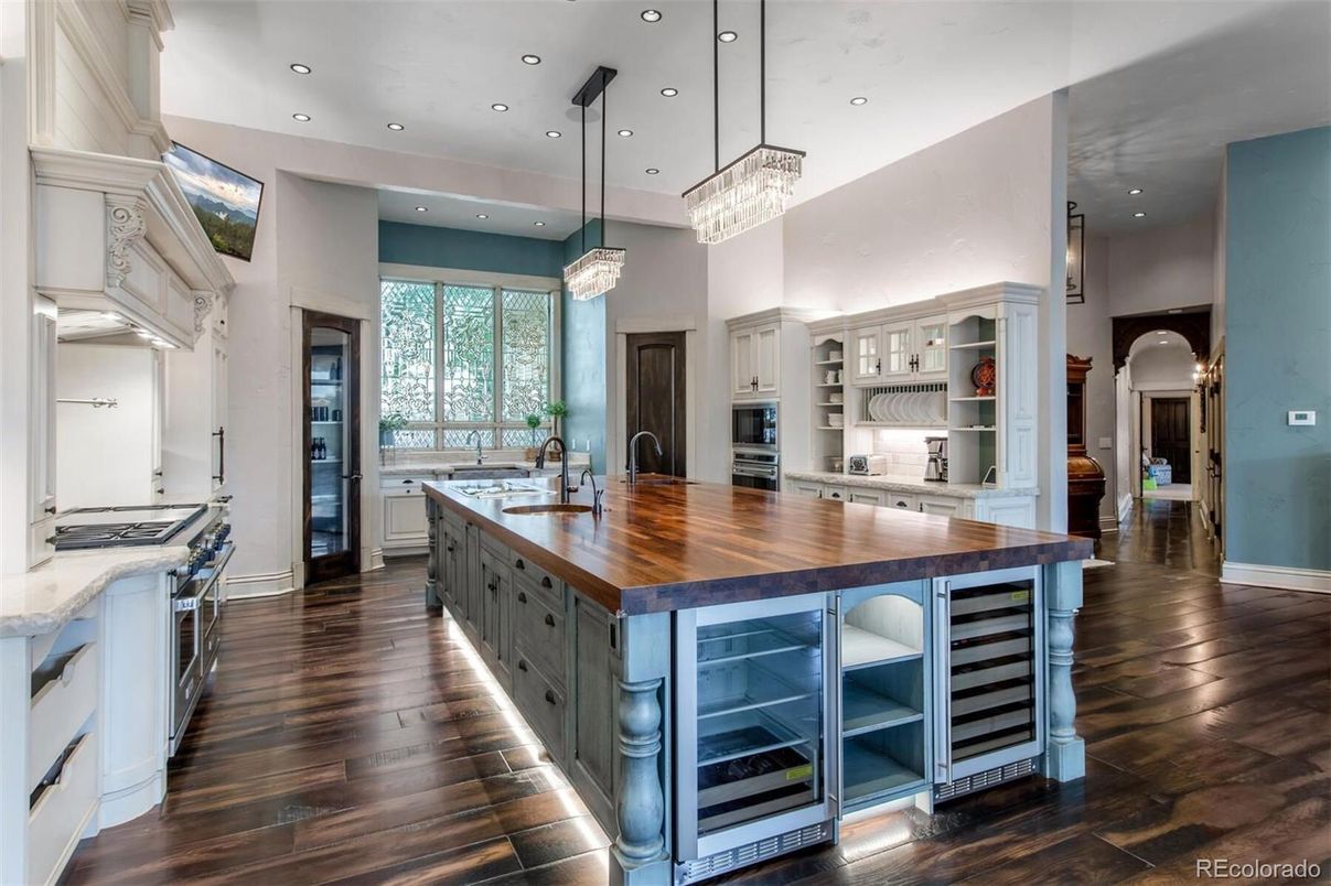 Chandelier, Interior, Kitchen, Pendant Lights, Recessed Lighting, Stainless Steel Appliances, Wood Texture Flooring