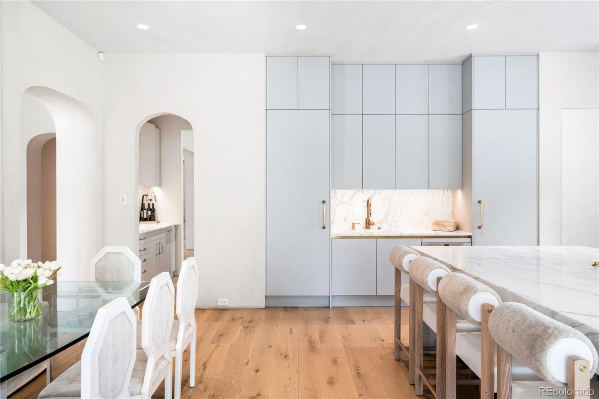 Dining room, Interior, Kitchen, Recessed Lighting, Wood Texture Flooring