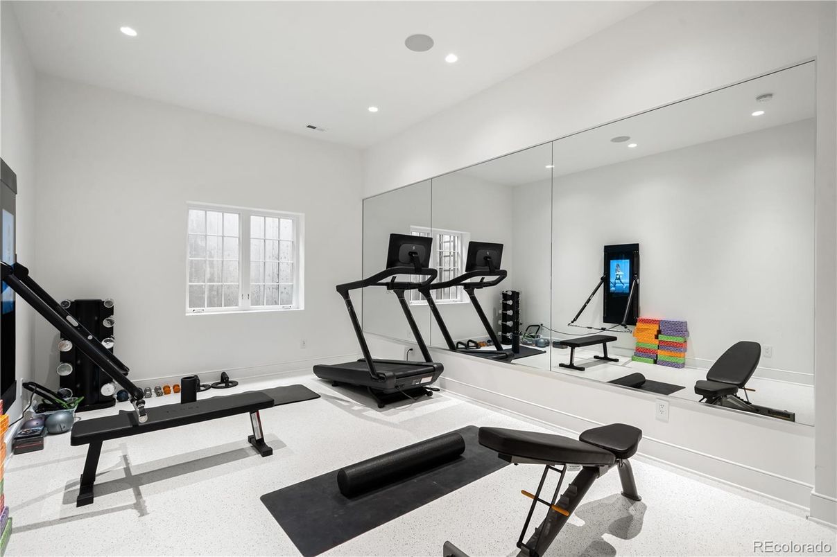 Fitness Equipment, Interior, Recessed Lighting