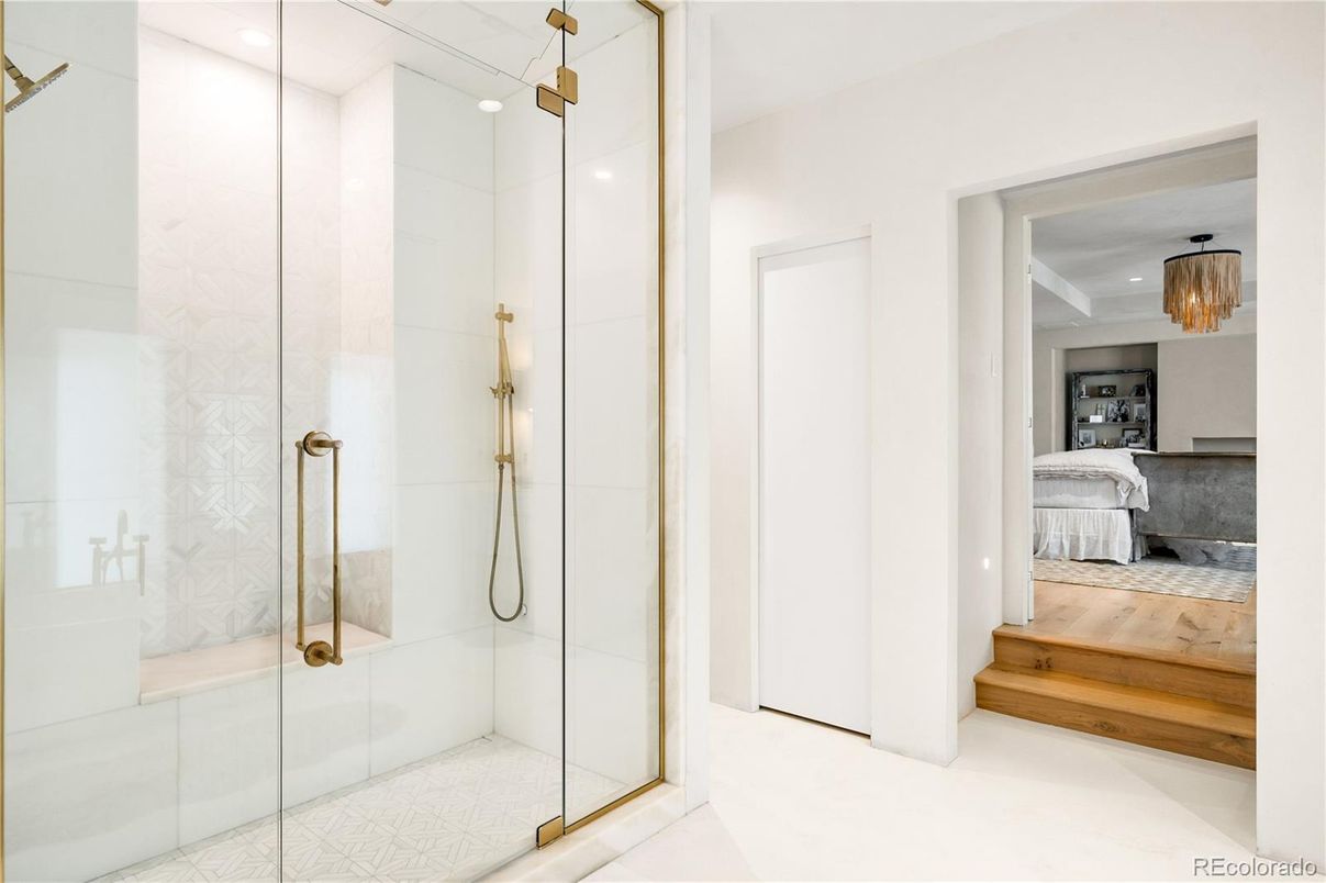 Bathroom, Bedroom, Glass Shower, Interior, Recessed Lighting