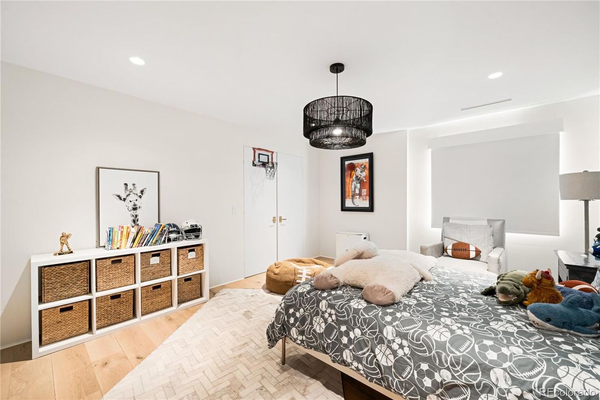 Bedroom, Interior, Pendant Lights, Recessed Lighting, Wood Texture Flooring