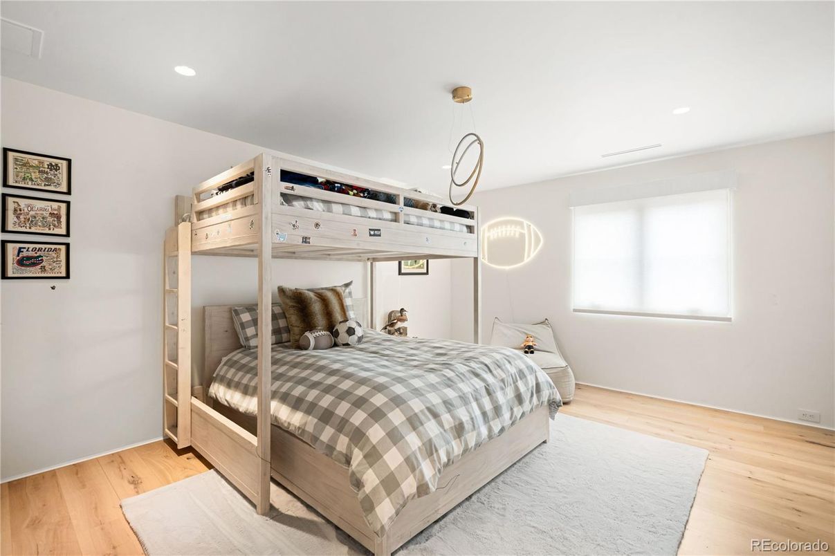 Bedroom, Interior, Pendant Lights, Recessed Lighting, Wood Texture Flooring