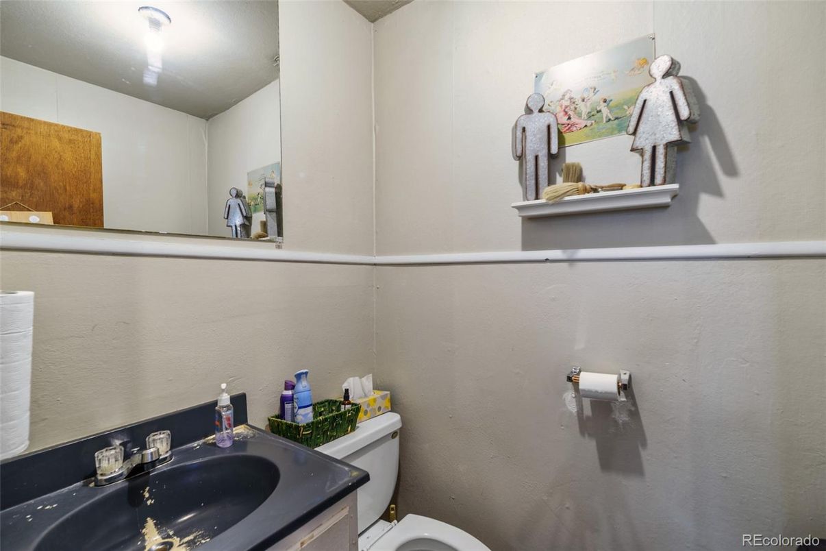 Bathroom, Interior