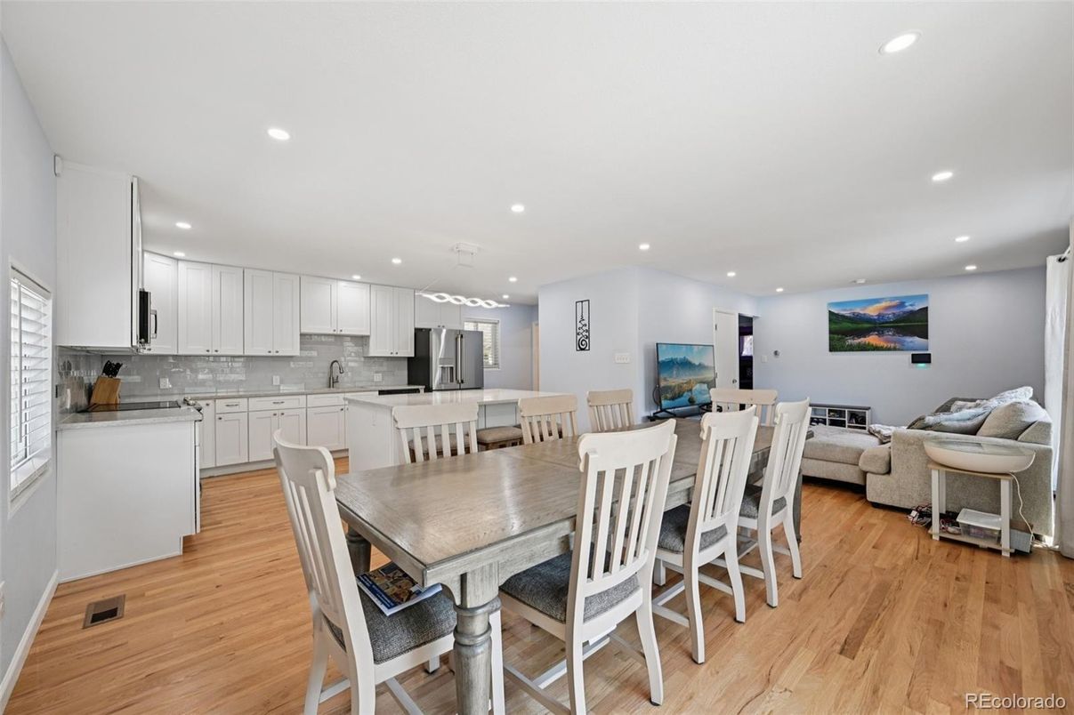 Dining room, Interior, Kitchen, Living room, Pendant Lights, Recessed Lighting, Wood Texture Flooring