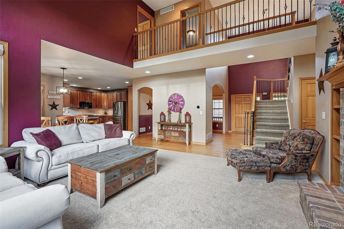 Dining room, Interior, Kitchen, Living room, Pendant Lights, Recessed Lighting, Stainless Steel Appliances, Wood Texture Flooring