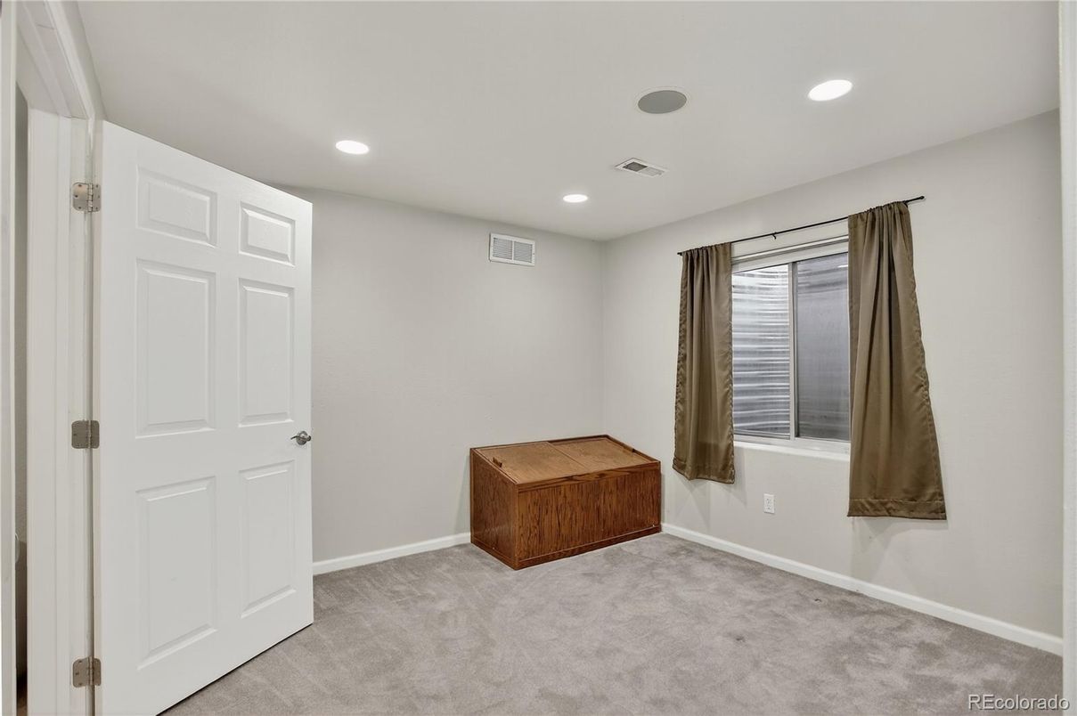 Interior, Recessed Lighting