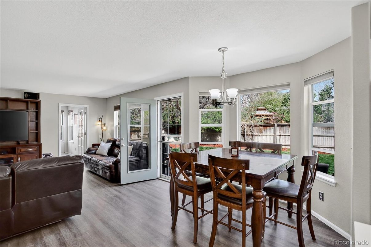 Chandelier, Dining room, Interior, Living room, Wood Texture Flooring