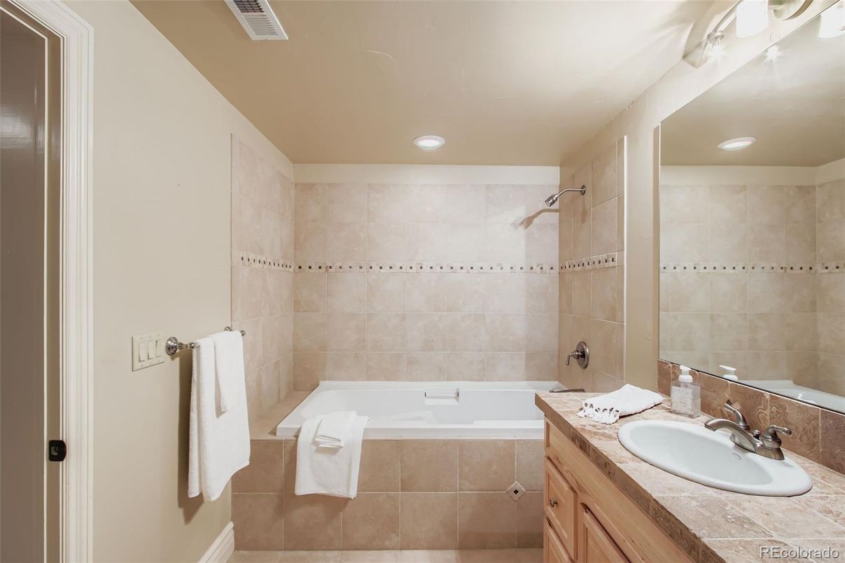 Bathroom, Interior, Recessed Lighting, Tile Countertops